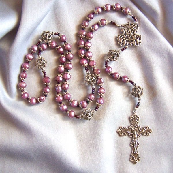R1082 "Lavender Rosary"