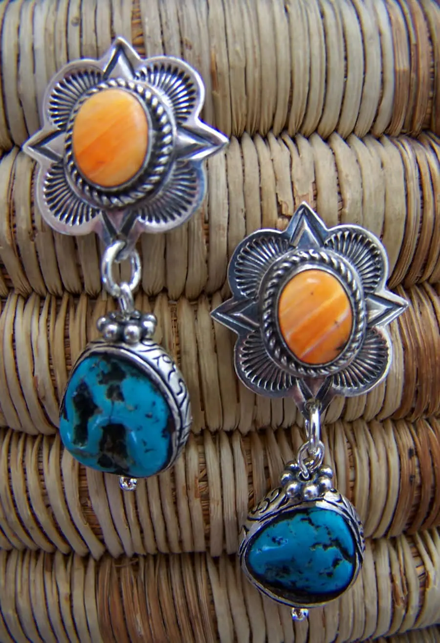 E1326 "KINGMAN TURQUOISE  AND OYSTER BEAUTIES"