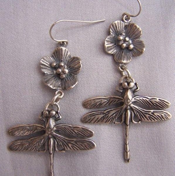 E156 "Sterling dragonfly with sterling flowers"