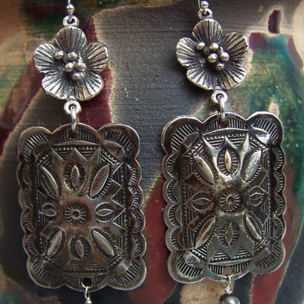 E174 "Lovely Old Conchos"